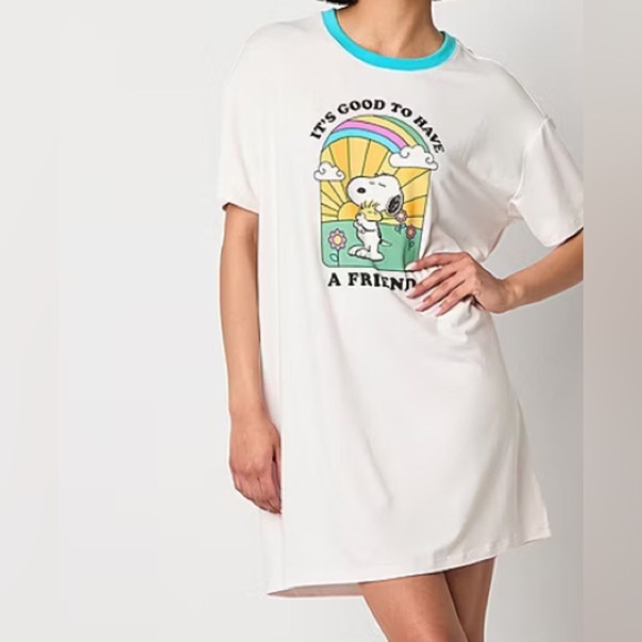 Snoopy Juniors Elbow Sleeve Round Neck Nightshirt size large net - Picture 1 of 6
